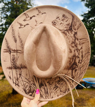 Load image into Gallery viewer, Duck Hunter Dog Hunting Fedora Hat

