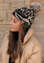 Load image into Gallery viewer, Camo leopard knit hat
