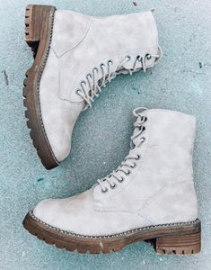 Conquest Combat Boot