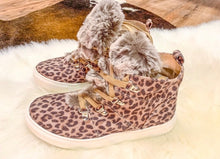 Load image into Gallery viewer, Leopard Print Fur Boots
